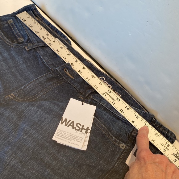 NWT GAP 1969 Sexy Boyfriend Jeans - Picture 6 of 9